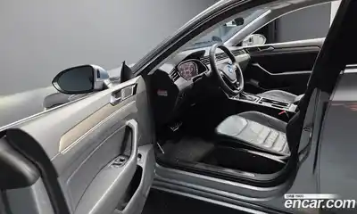Volkswagen Arteon 2020 2.0 гидро в Москве № 1549288, миниатюра 10