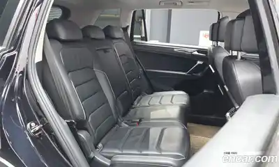 Volkswagen Tiguan 2018 2.0 гидро в Москве № 1549290, миниатюра 12