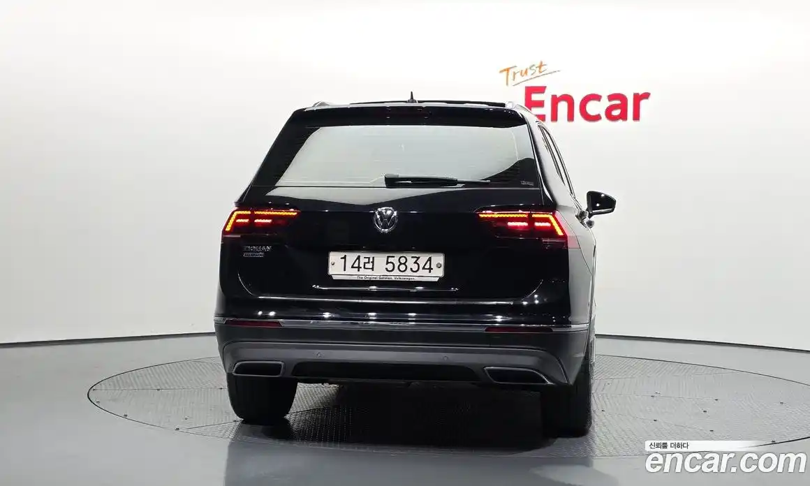 Volkswagen Tiguan 2018 2.0 гидро в Москве № 1549290, фото 4