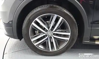 Volkswagen Tiguan 2018 2.0 гидро в Москве № 1549290, миниатюра 5