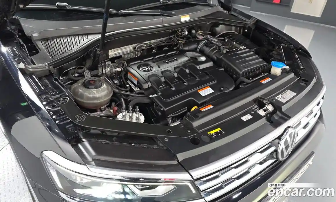 Volkswagen Tiguan 2018 2.0 гидро в Москве № 1549290, фото 6