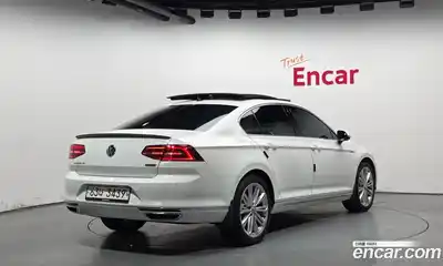 Volkswagen Passat 2018 2.0 гидро в Москве № 1549322, миниатюра 2