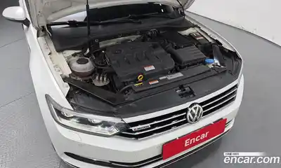 Volkswagen Passat 2018 2.0 гидро в Москве № 1549322, миниатюра 6