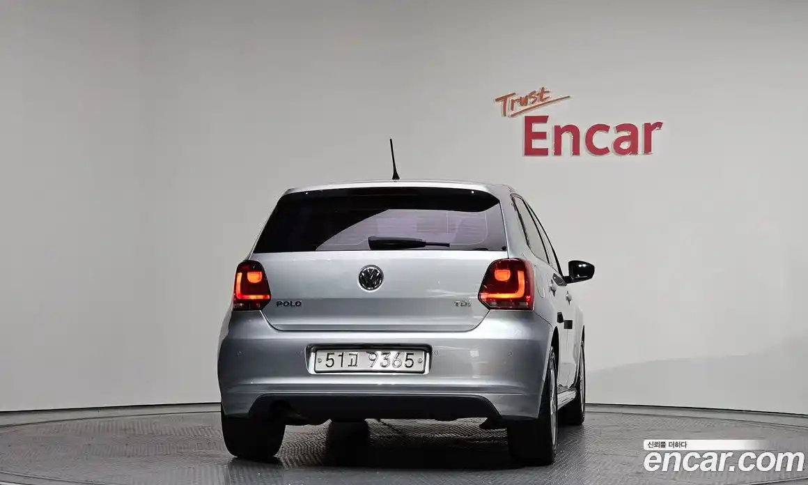 Volkswagen Polo 2014 1.6 гидро в Москве № 1549358, фото 4