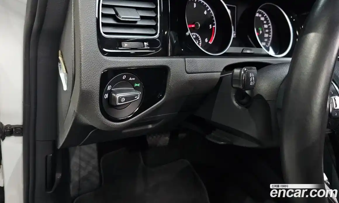 Volkswagen Golf 2014 2.0 гидро в Москве № 1549388, фото 18