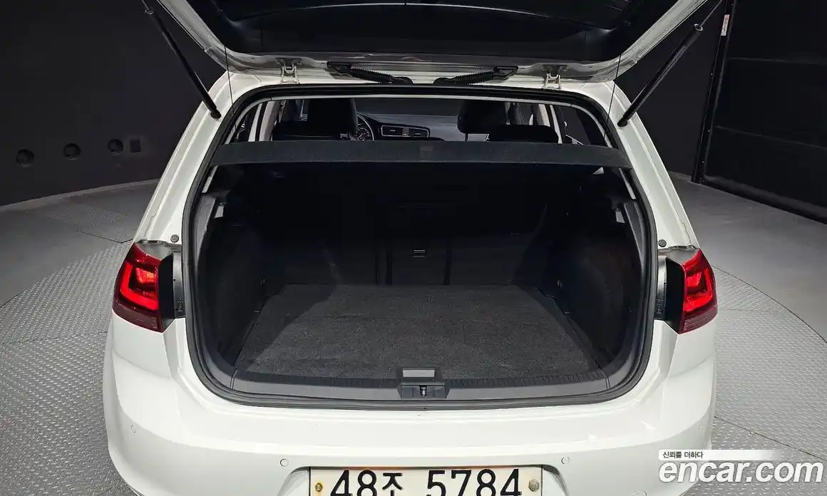 Volkswagen Golf 2014 2.0 гидро в Москве № 1549388, фото 20