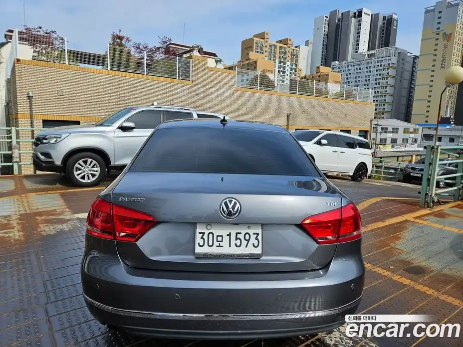 Volkswagen Passat 2015 2.0 гидро в Москве № 1549545, фото 5