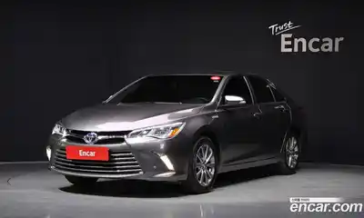 Toyota Camry, 2017
