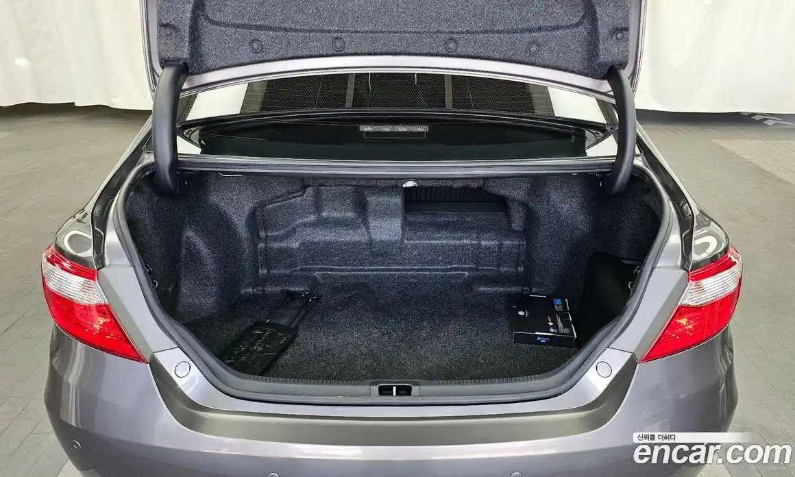 Toyota Camry 2017 2.5 гидро в Москве № 1550049, фото 20