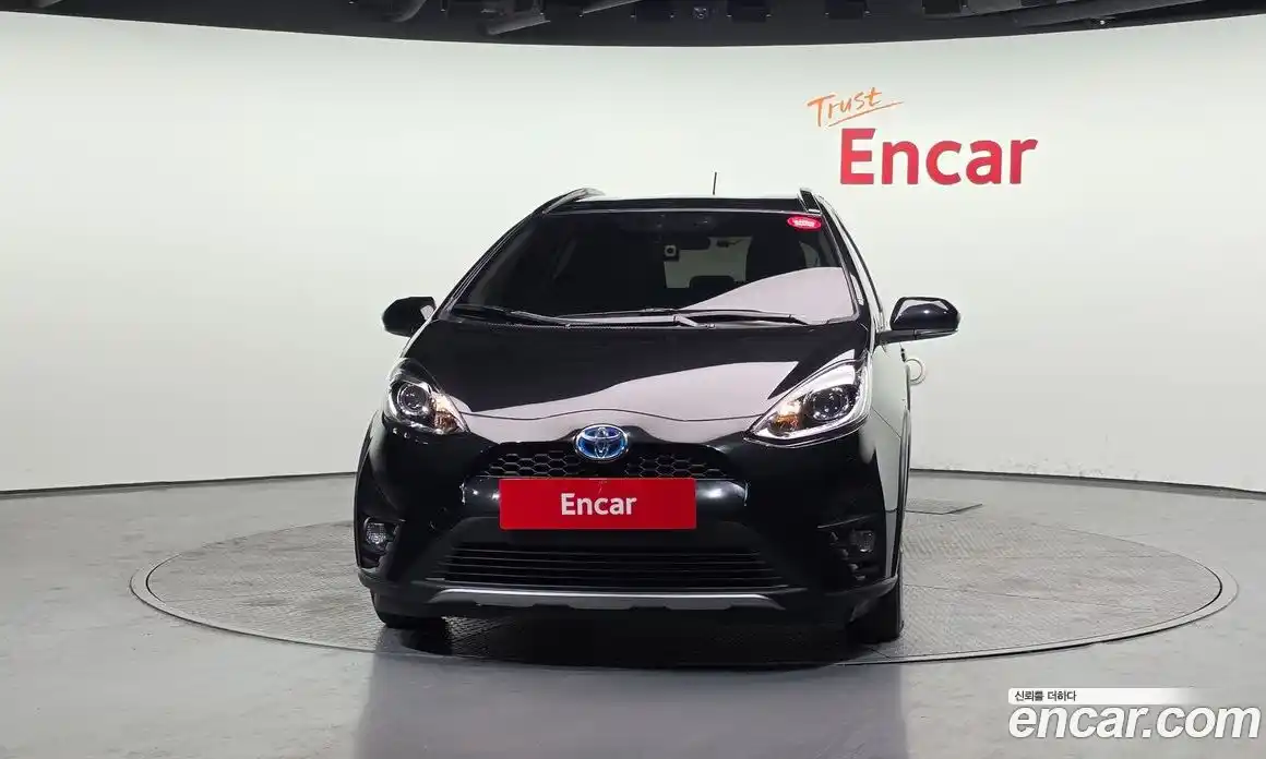 Toyota Prius 2020 1.5 гидро в Москве № 1550059, фото 3