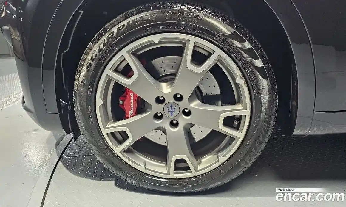 Maserati Levante 2019 3.0 гидро в Москве № 1550821, фото 5