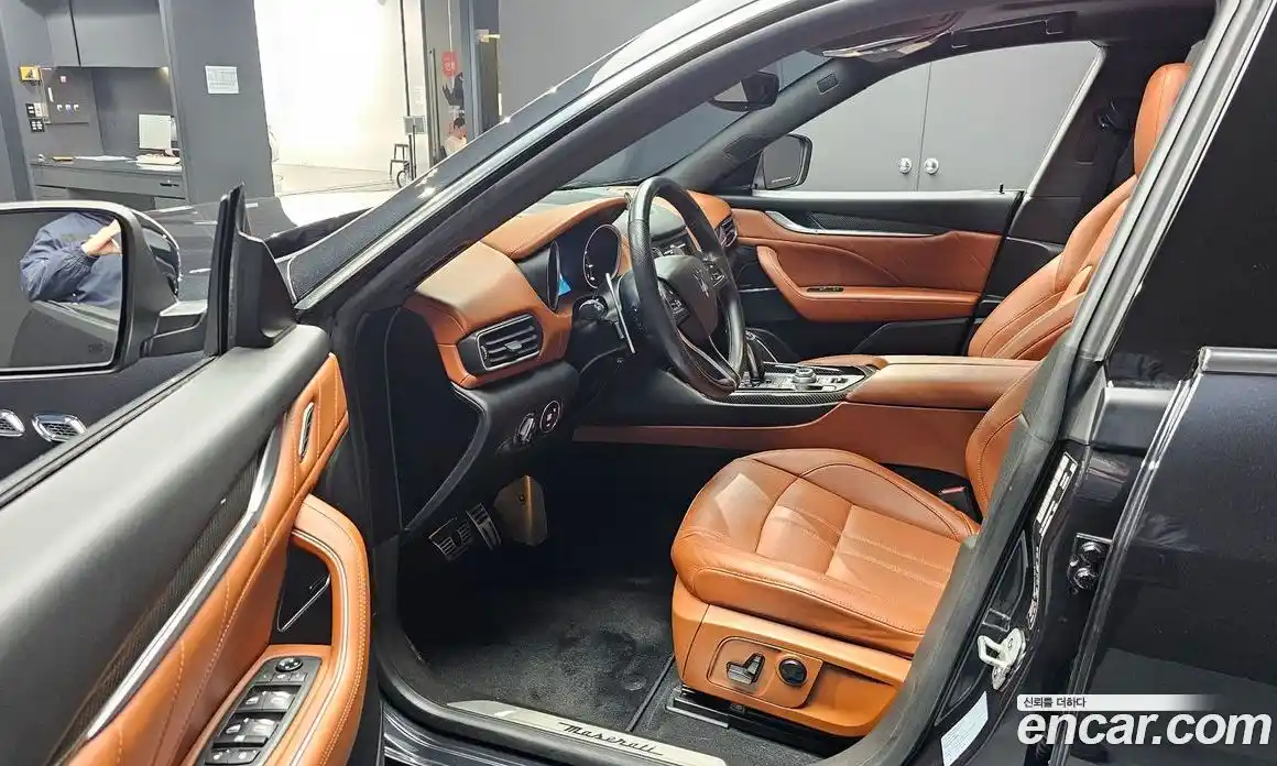 Maserati Levante 2019 3.0 гидро в Москве № 1550821, фото 10