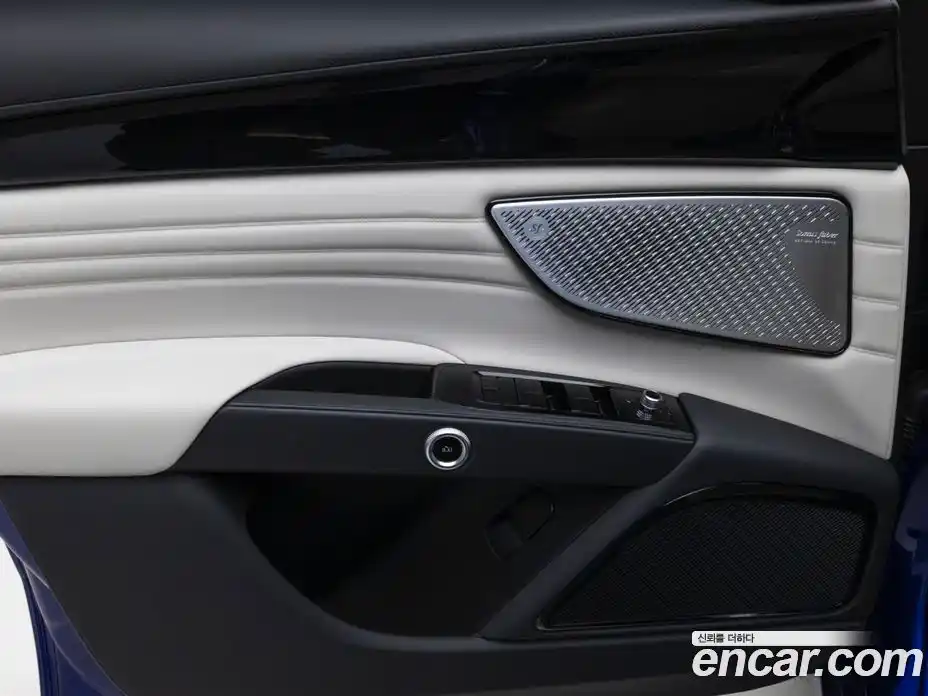 Maserati Grecale 2024 2.0 гидро в Москве № 1550892, фото 14