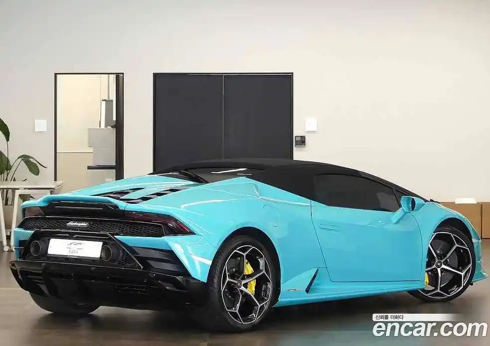 Lamborghini Huracan 2023 5.2 гидро в Москве № 1551327, фото 3
