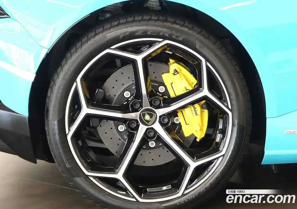 Lamborghini Huracan 2023 5.2 гидро в Москве № 1551327, фото 9