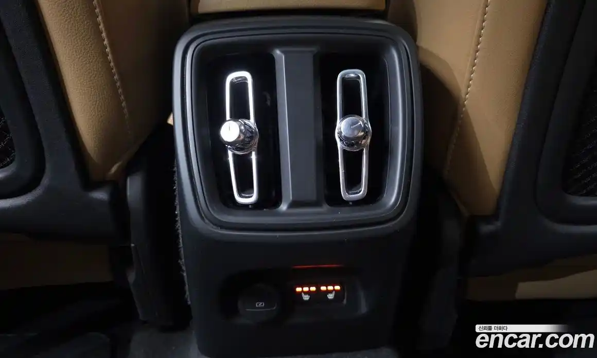 Volvo XC40 2020 2.0 гидро в Москве № 164406, фото 19