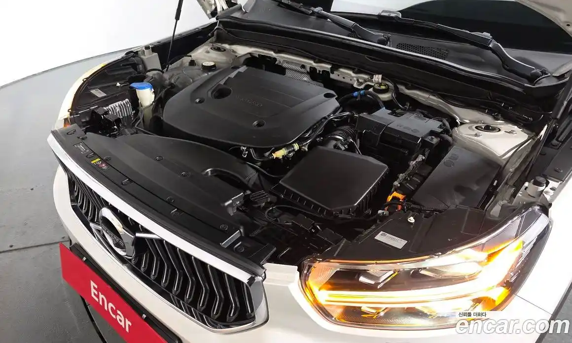 Volvo XC40 2020 2.0 гидро в Москве № 164406, фото 6
