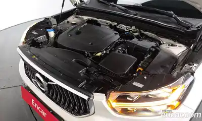 Volvo XC40 2020 2.0 гидро в Москве № 164406, миниатюра 6