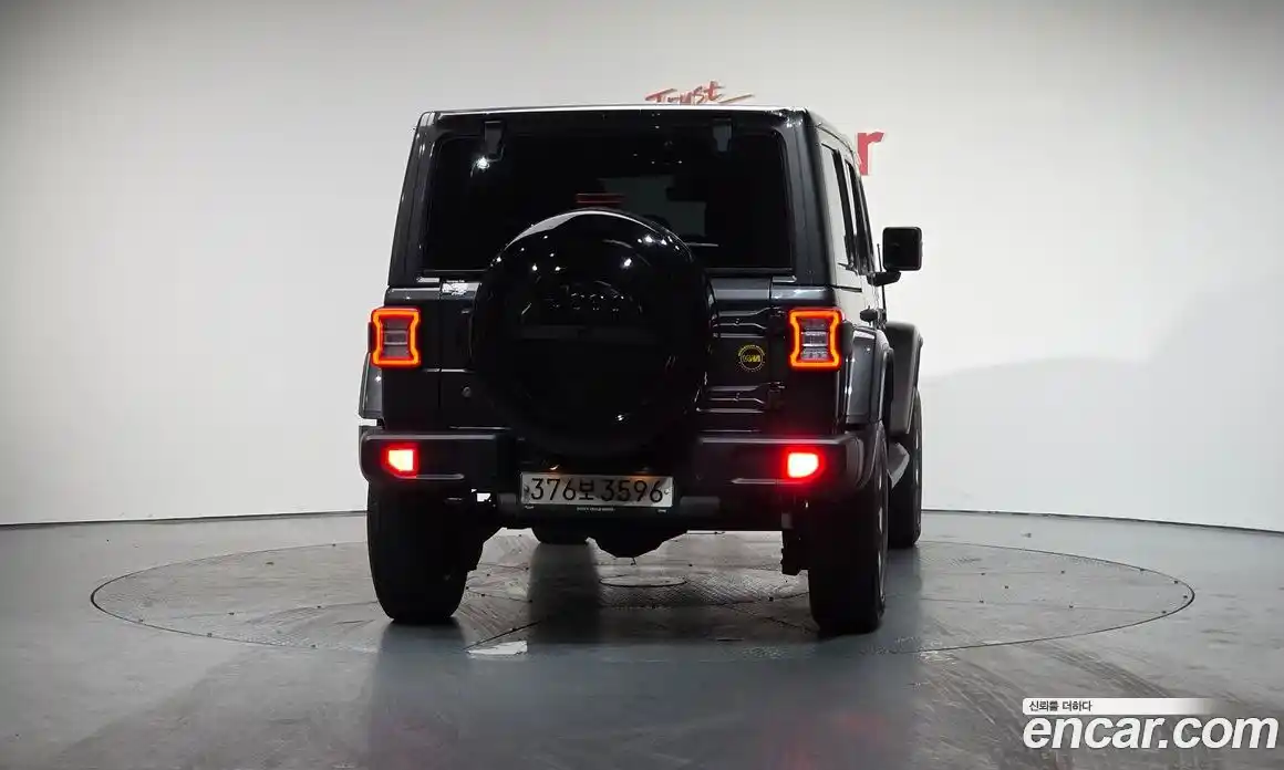 Jeep Wrangler 2019 2.0 гидро в Москве № 169872, фото 3