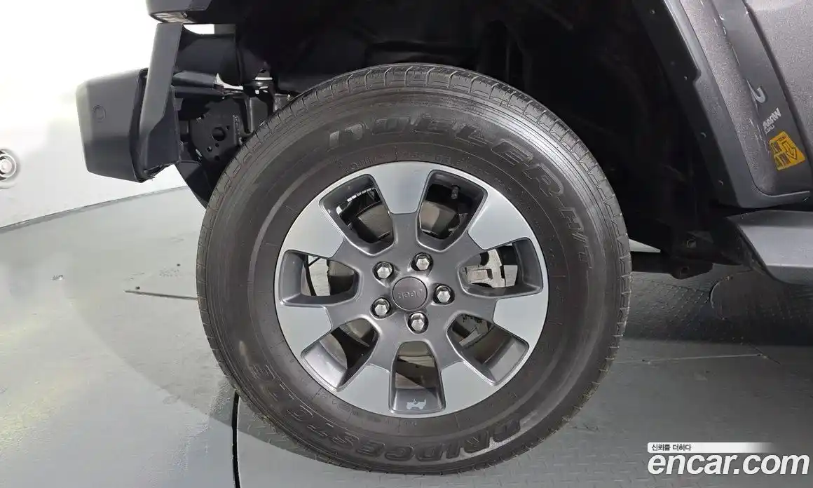 Jeep Wrangler 2019 2.0 гидро в Москве № 169872, фото 4