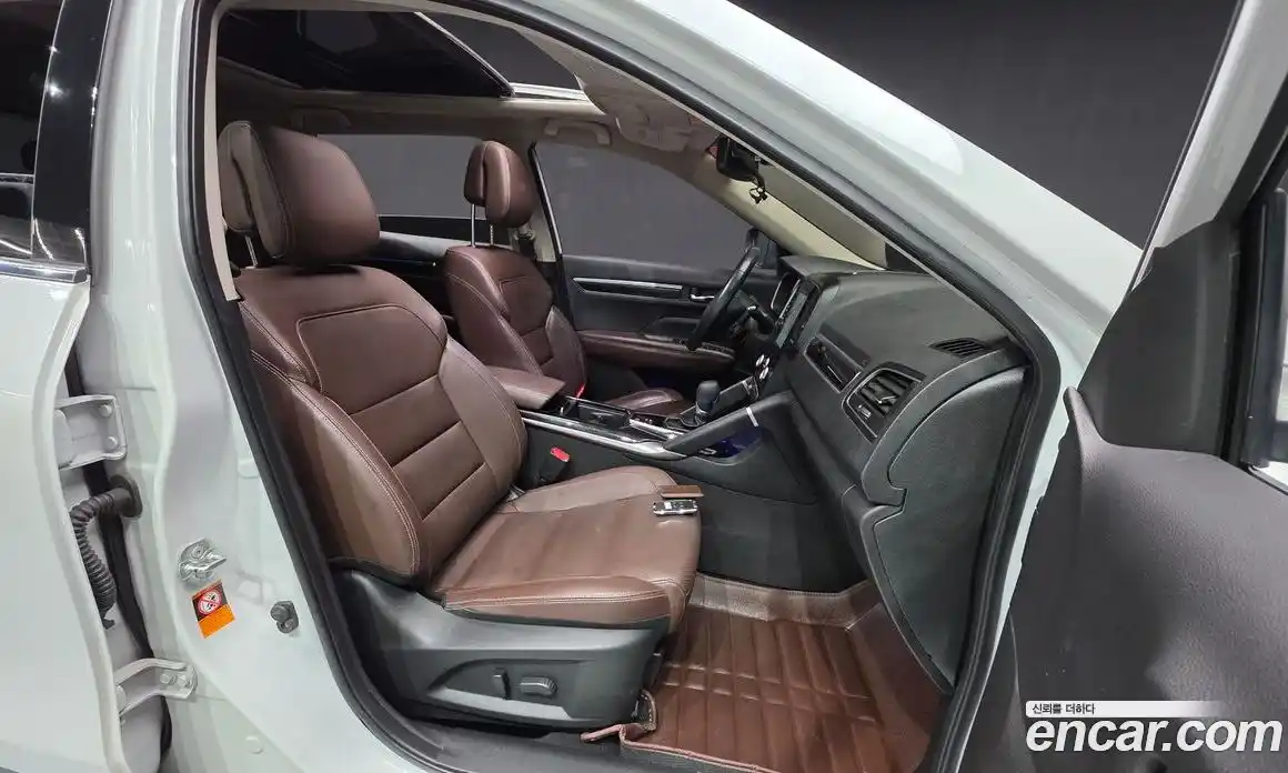 Renault QM6 2018 2.0 гидро в Москве № 183543, фото 10