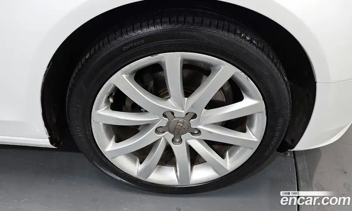 Audi A4 2014 2.0 гидро в Москве № 196462, фото 5
