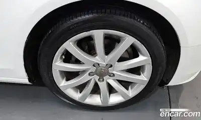 Audi A4 2014 2.0 гидро в Москве № 196462, миниатюра 5