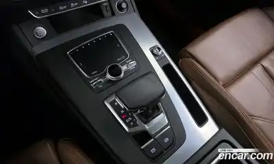 Audi Q5 2020 2.0 гидро в Москве № 210390, миниатюра 9