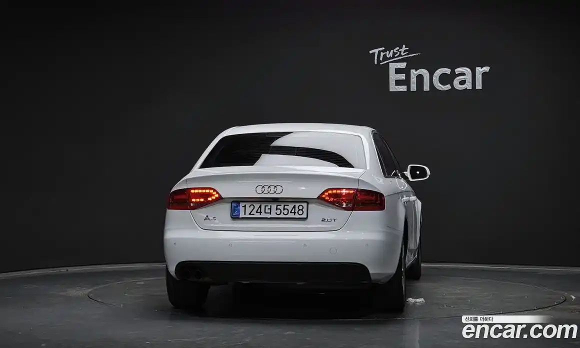 Audi A4 2010 2.0 гидро в Москве № 212537, фото 4