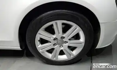 Audi A4 2010 2.0 гидро в Москве № 212537, миниатюра 5