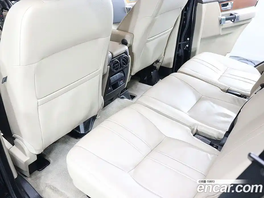 Land Rover Discovery 2015 3.0 гидро в Москве № 213825, фото 13