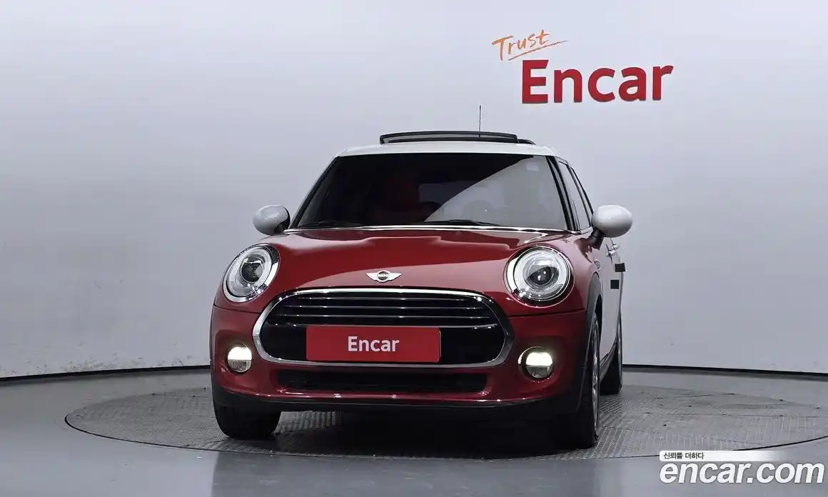 Mini Cooper 2017 1.5 гидро в Москве № 214276, фото 3