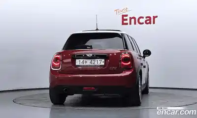 Mini Cooper 2017 1.5 гидро в Москве № 214276, миниатюра 4