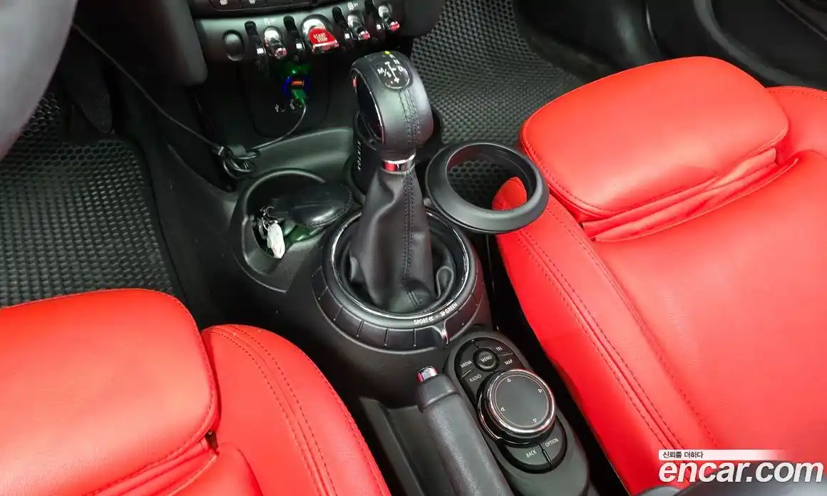 Mini Cooper 2017 1.5 гидро в Москве № 214276, фото 9