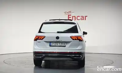 Volkswagen Tiguan 2022 2.0 гидро в Москве № 214965, миниатюра 3