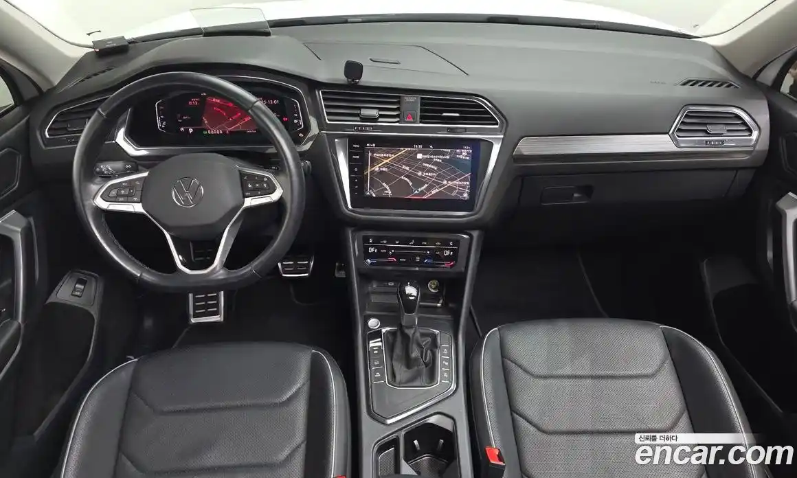 Volkswagen Tiguan 2022 2.0 гидро в Москве № 214965, фото 6