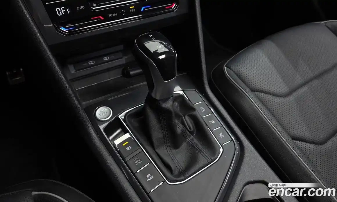 Volkswagen Tiguan 2022 2.0 гидро в Москве № 214965, фото 8