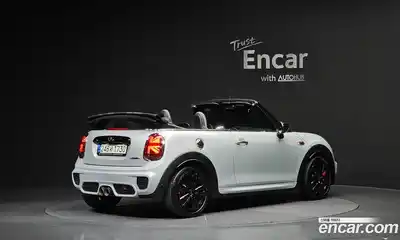 Mini Cooper Convertible 2020 2.0 гидро в Москве № 231455, миниатюра 2