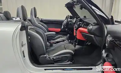 Mini Cooper Convertible 2020 2.0 гидро в Москве № 231455, миниатюра 10
