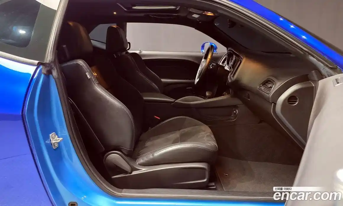 Dodge Challenger 2019 6.4 гидро в Москве № 233419, фото 11