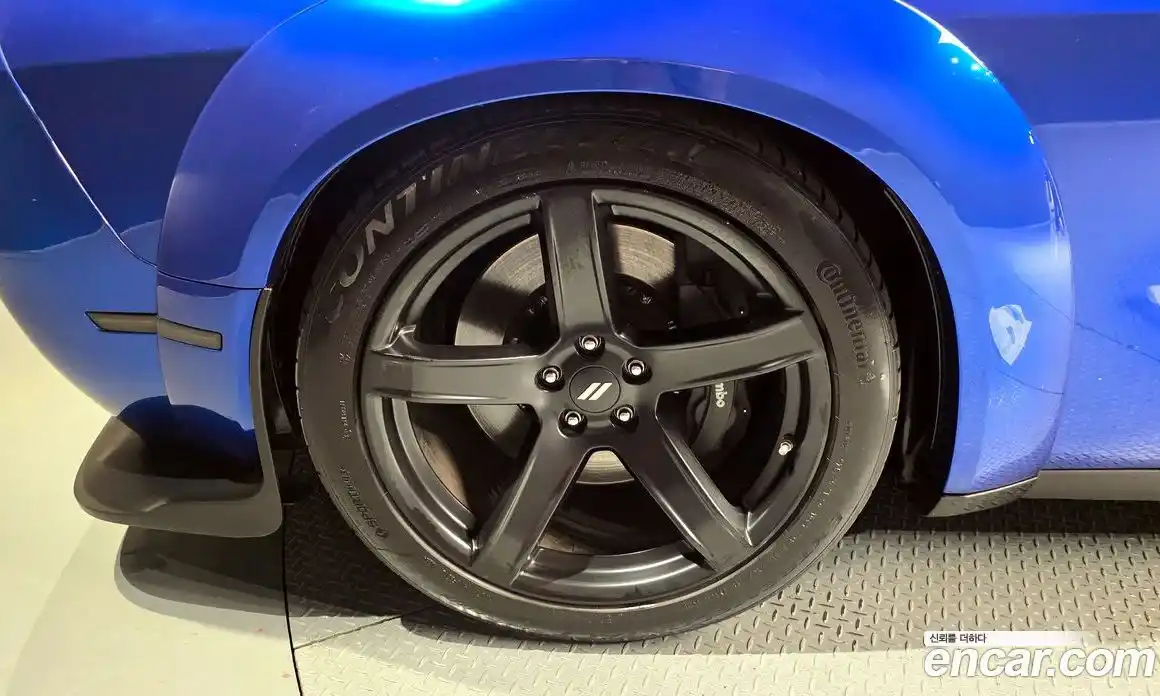 Dodge Challenger 2019 6.4 гидро в Москве № 233419, фото 5