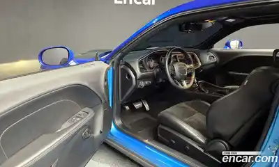 Dodge Challenger 2019 6.4 гидро в Москве № 233419, миниатюра 10