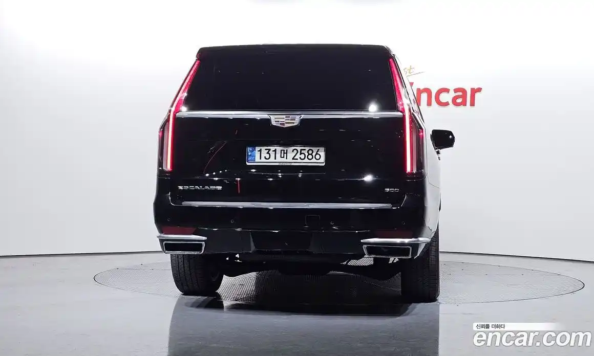 Cadillac Escalade 2021 6.2 гидро в Москве № 256427, фото 4