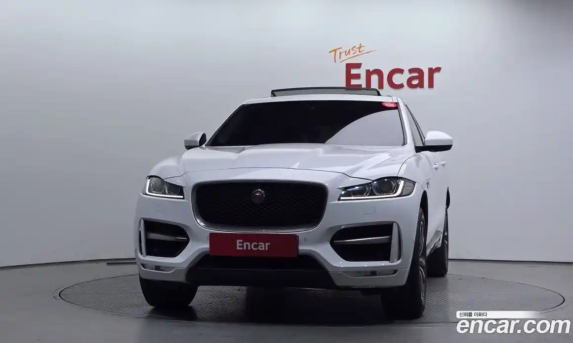 Jaguar F-Pace 2018 2.0 гидро в Москве № 290785, фото 3