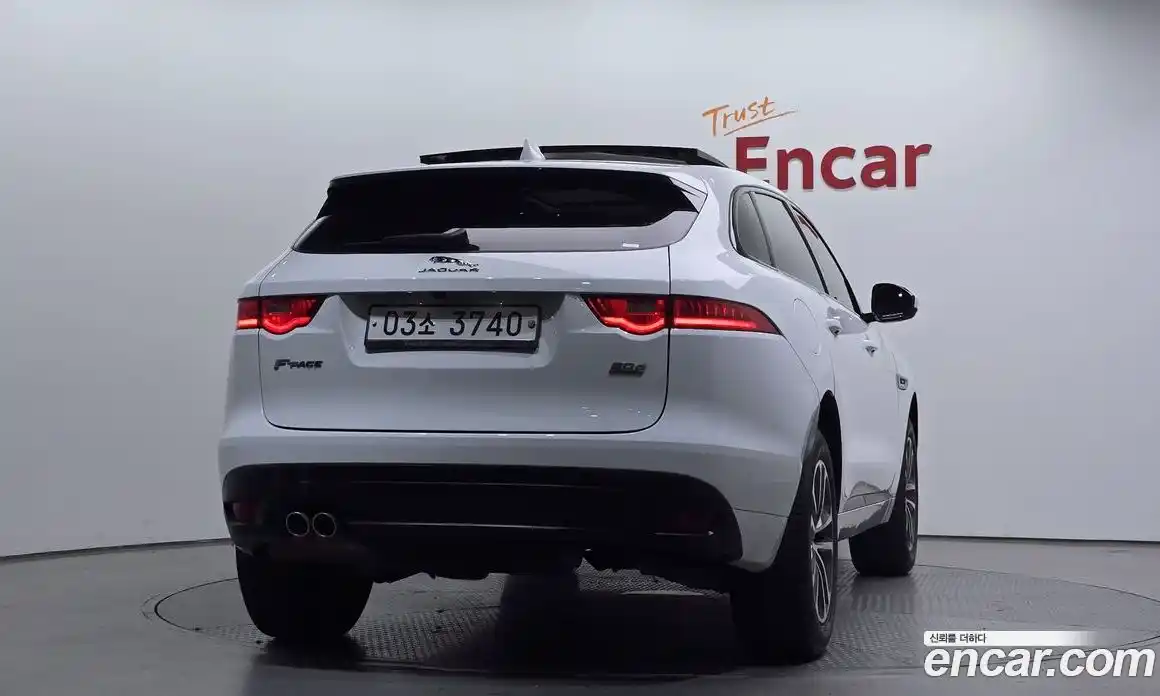 Jaguar F-Pace 2018 2.0 гидро в Москве № 290785, фото 4