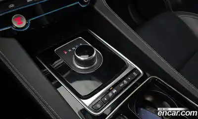 Jaguar F-Pace 2018 2.0 гидро в Москве № 290785, миниатюра 9