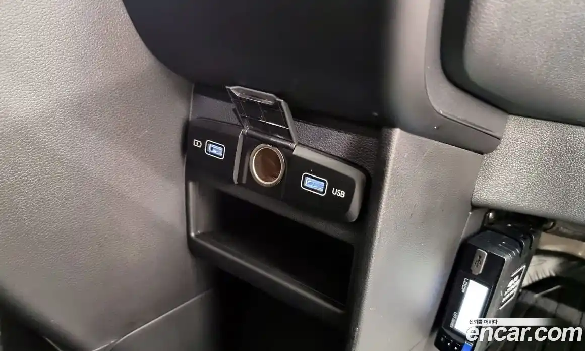 Hyundai Staria 2023 3.5 гидро в Москве № 87813, фото 18