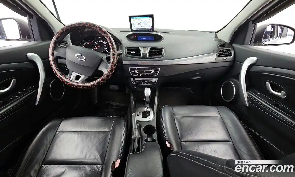 Renault SM3 2011 1.6 гидро в Москве № 107088, фото 7