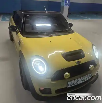 Mini Cooper Convertible, 2009