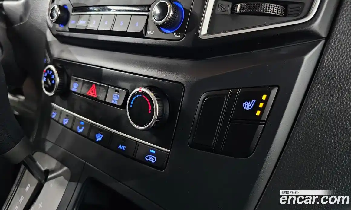 Hyundai Starex 2017 2.5 гидро в Москве № 126807, фото 16